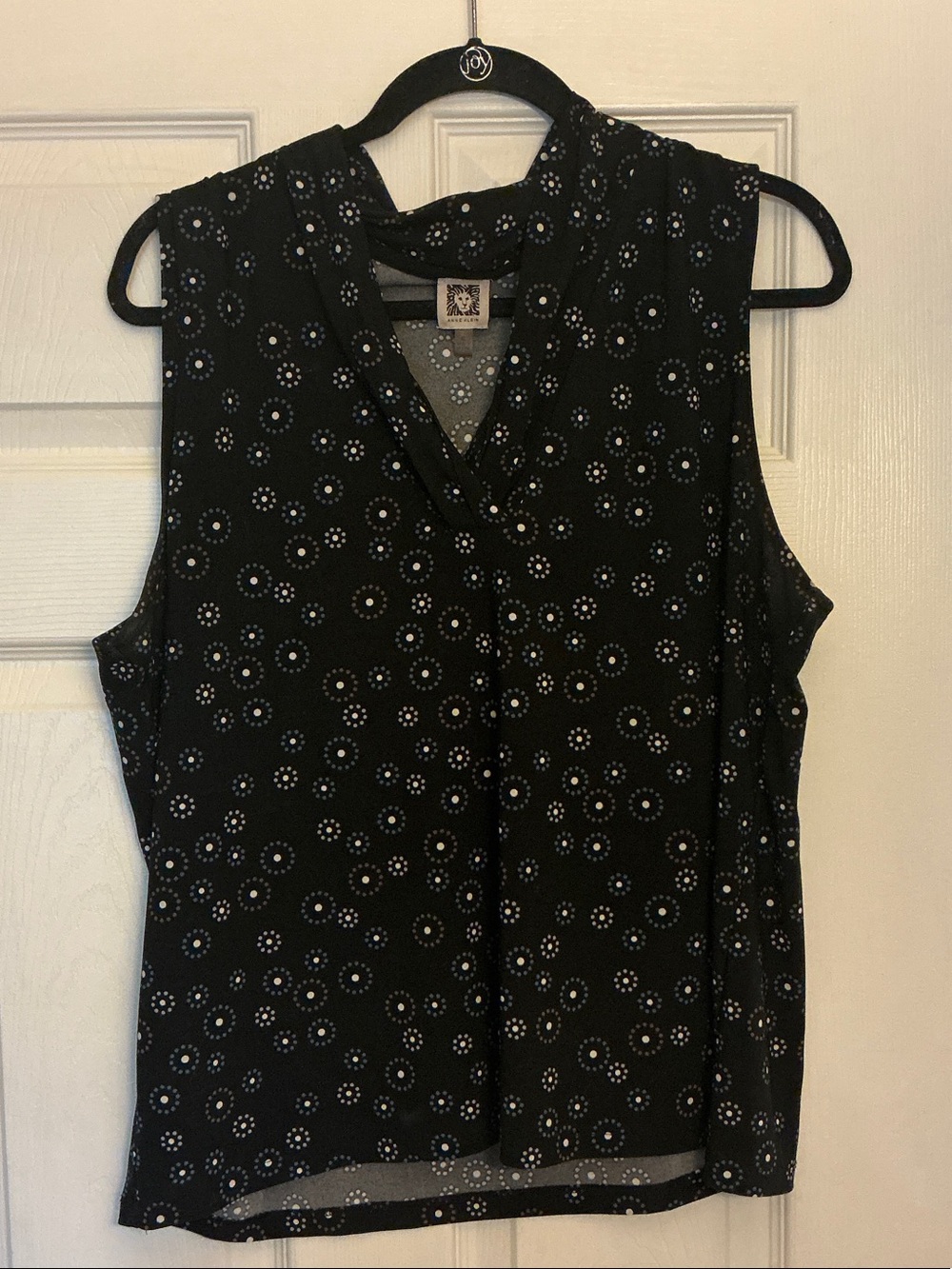 Anne Klein Black Sleeveless V-Neck Dot Floral Shell